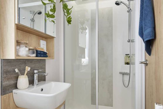 bordeaux_washroom